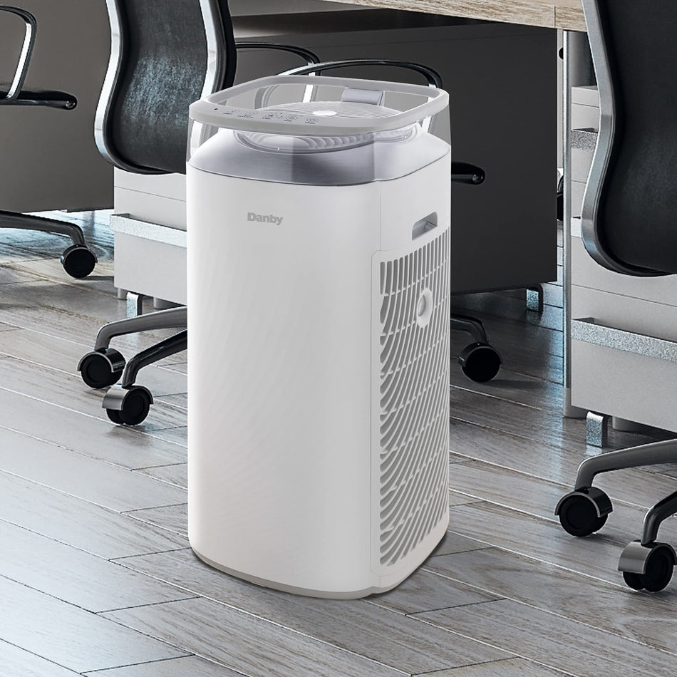 Danby DAP290BAW Air Purifier up to 450 sq.ft with 2 Sets of Compound True HEPA Filter (Captures 99.97% .3 microns) with Activated Carbon+ Pre-Filter in White